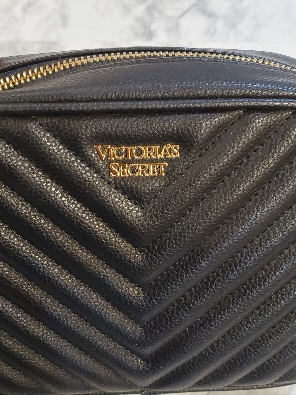 Victoria's Secret Black Zip Close Tasseled Fanny Pack Gold Hardware Bag Purse - Picture 6 of 8